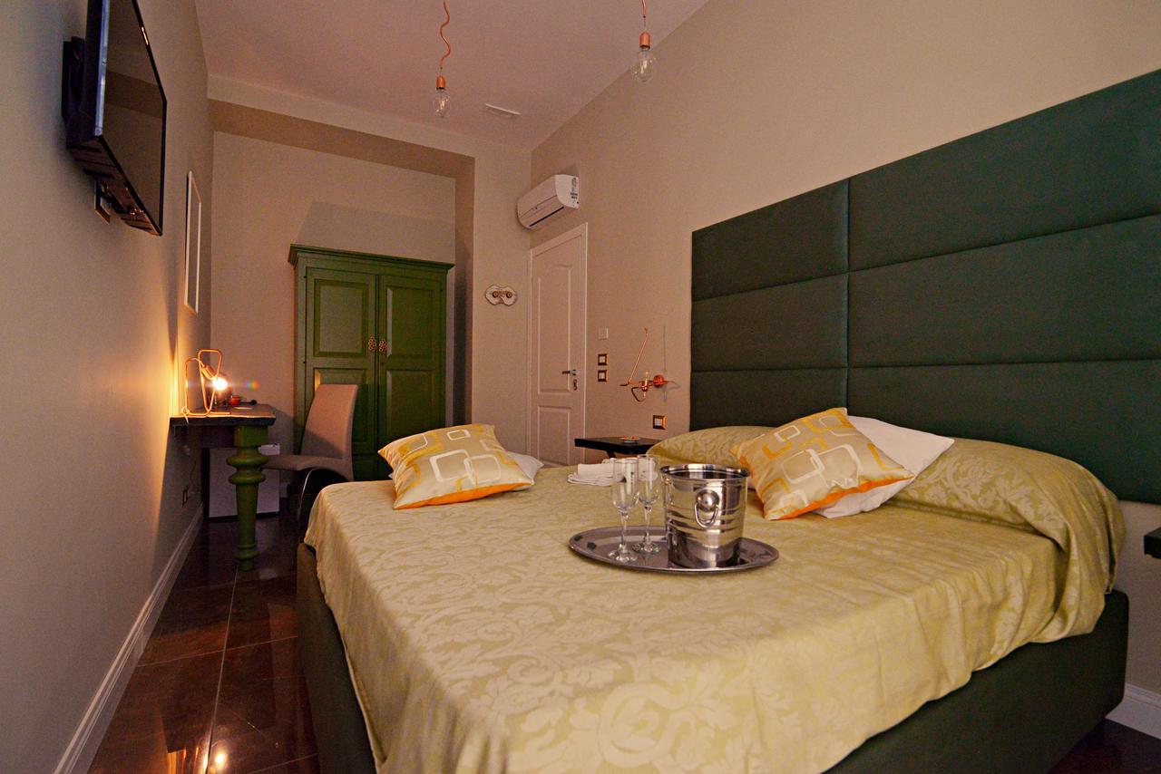 Chiaia Roof Bed & Breakfast Napoli Exterior foto