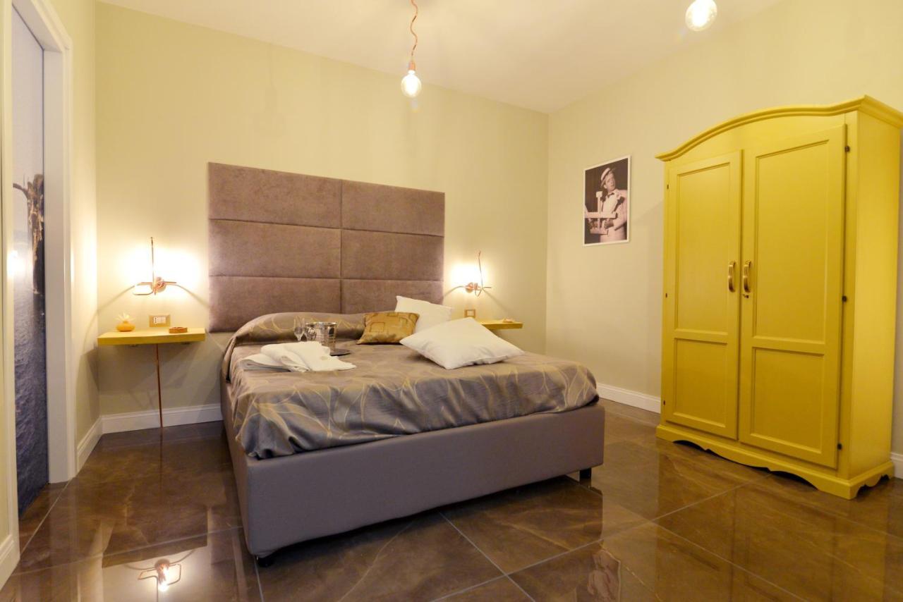 Chiaia Roof Bed & Breakfast Napoli Exterior foto